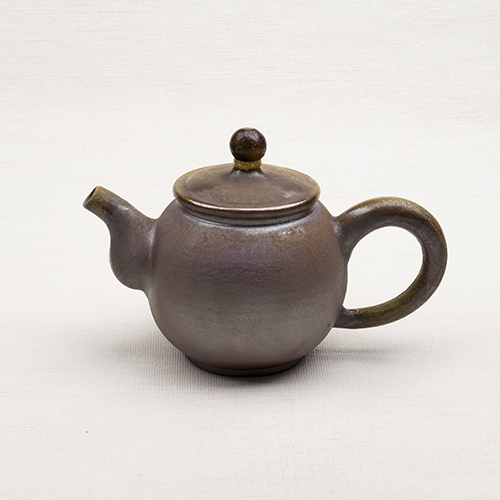 顏綉錦-柴燒茶壺
