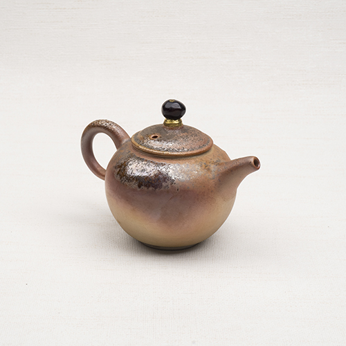 顏綉錦-柴燒茶壺-售完