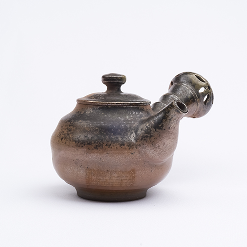 詹益鋒-柴燒側把壺