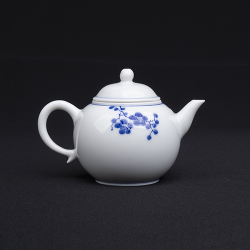 手繪青花-R24小鳳仙壺 ［梅花］